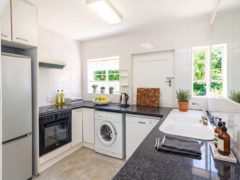 Spacious 3-Bedroom Duplex with Private Garden in Robindale - Photo 6
