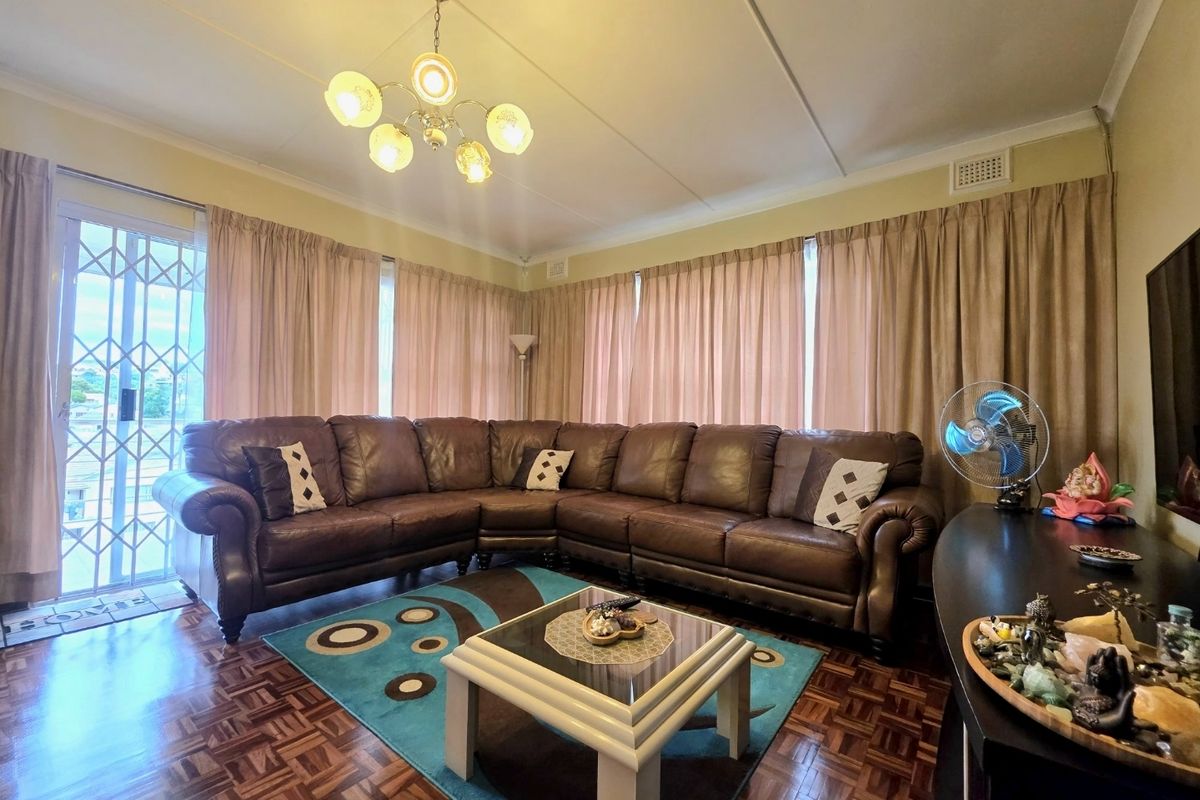 Stunning Move in ready home in the heart of Isiphingo Hills!!! - Photo 4
