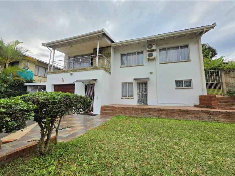 Stunning Move in ready home in the heart of Isiphingo Hills!!! - Photo 1