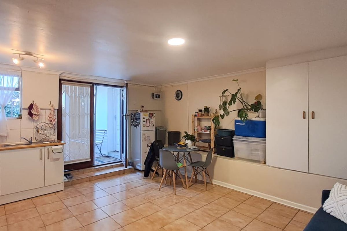 Spacious 1-Bedroom Flatlet to Rent in Durbanville Central ! - Photo 4