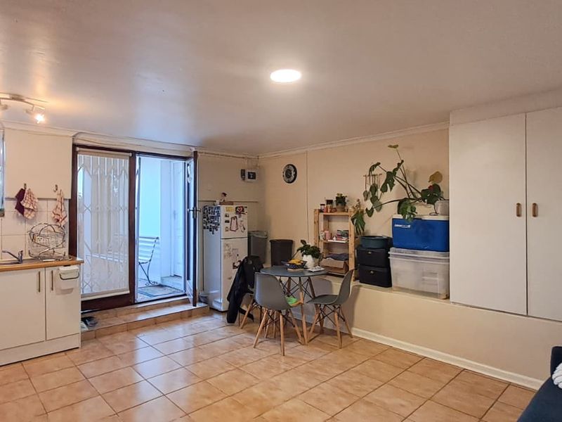 Spacious 1-Bedroom Flatlet to Rent in Durbanville Central ! - Photo 4