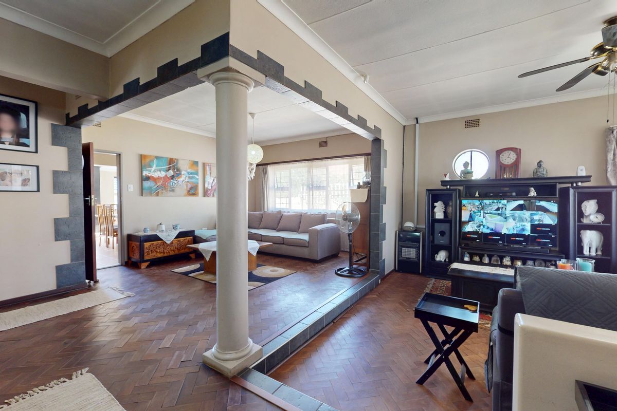 Family Living with Added Value in Jansen Park - Photo 5
