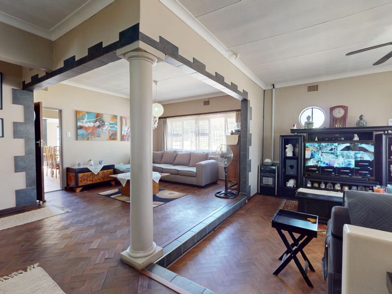 Family Living with Added Value in Jansen Park - Photo 5