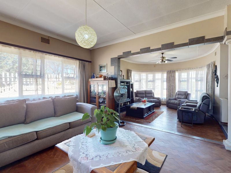 Family Living with Added Value in Jansen Park - Photo 6