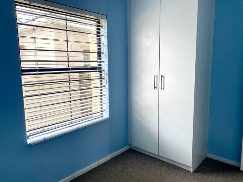 Secure Living in Buhrein estate with Spacious Garden & Built-in Braai - Photo 4