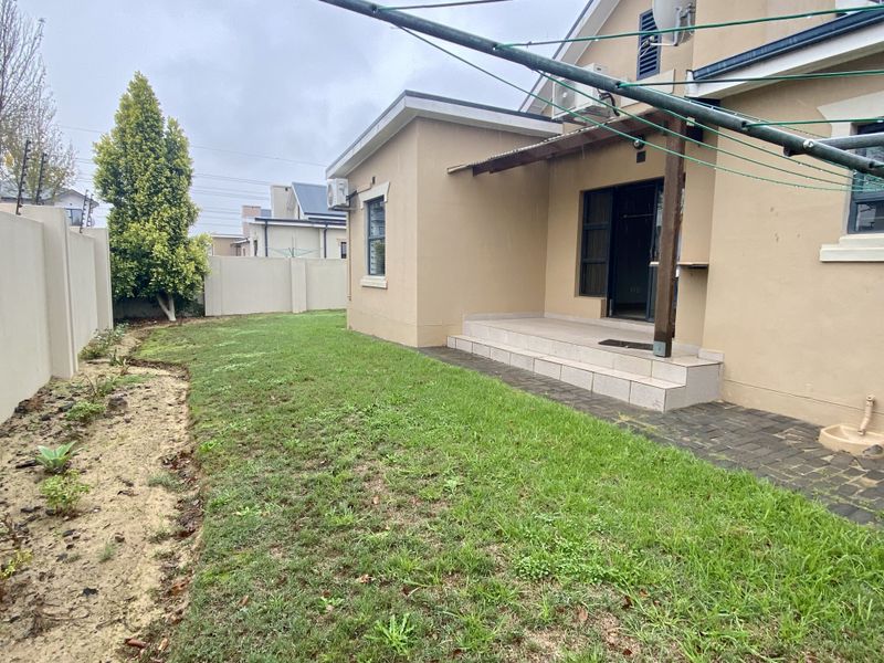 Secure Living in Buhrein estate with Spacious Garden & Built-in Braai - Photo 1