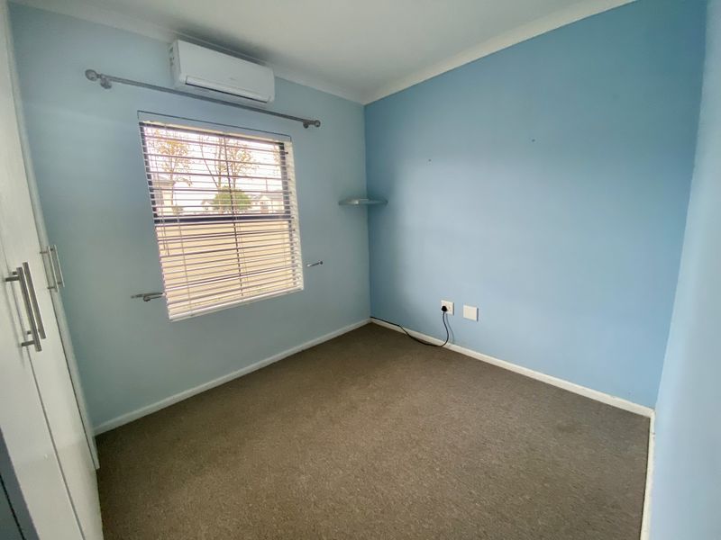Secure Living in Buhrein estate with Spacious Garden & Built-in Braai - Photo 6