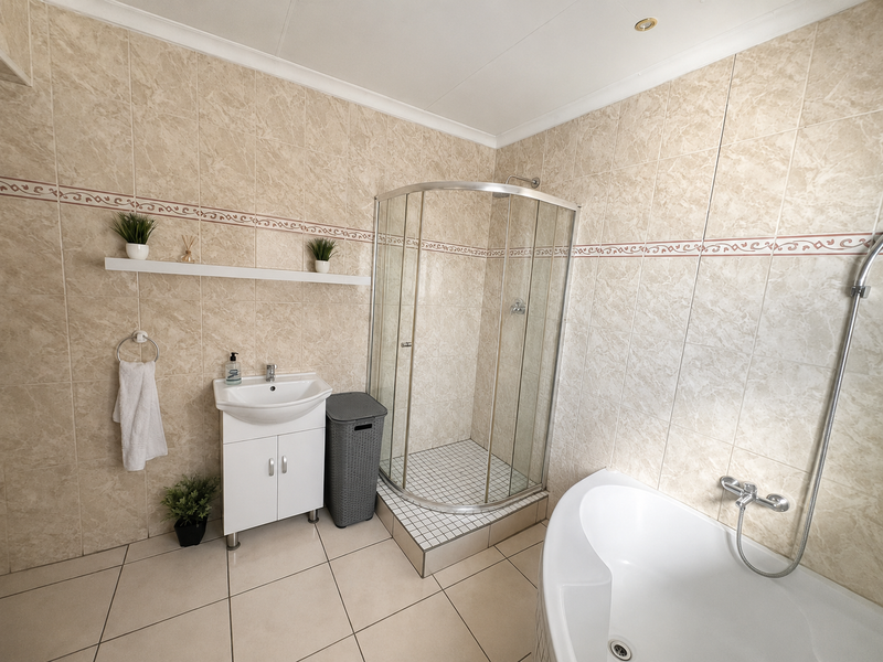 Lovely 3-Bedroom Home for Sale in Tlhabane West, Rustenburg - Photo 9