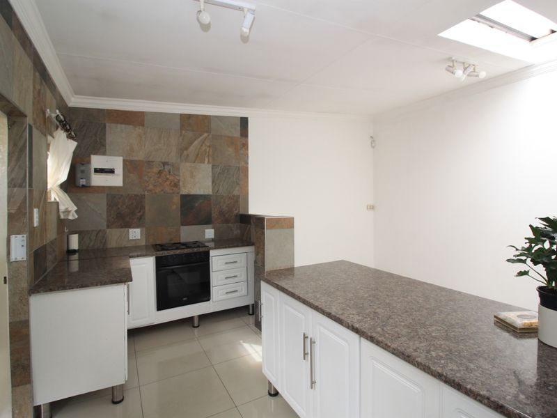 1-Bedroom Flat To Let | Highlands North - Photo 5