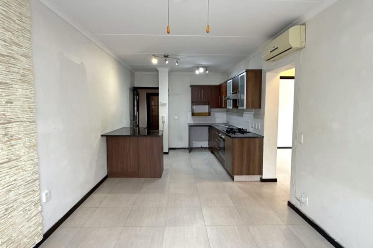 2 Beds with 2 Parkings  Windermere - Photo 2