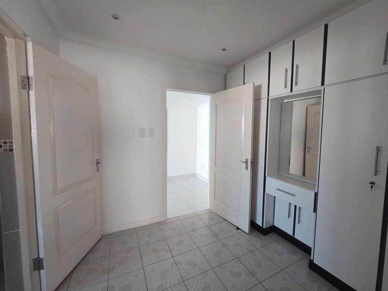 Spacious and comfortable home ideal for a couple or small family - Photo 7