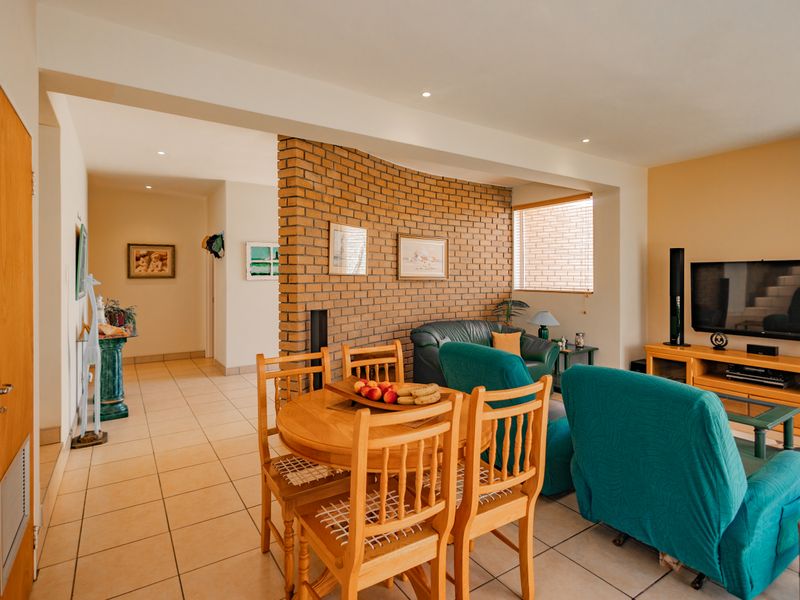 Dual Living Gem in Strandfontein – Perfect for Two Families on the West Coast - Photo 8