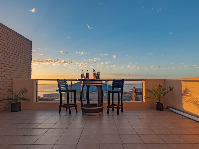 Dual Living Gem in Strandfontein – Perfect for Two Families on the West Coast - Photo 2