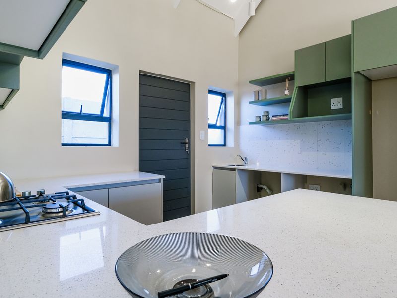 Brand new, modern farm style 3-Bedroom Home for sale in Pacaltsdorp, George - Photo 6