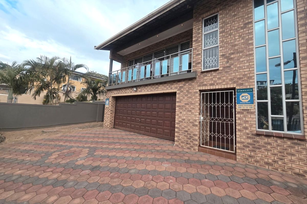 Well priced family haven with exceptional features - Photo 3