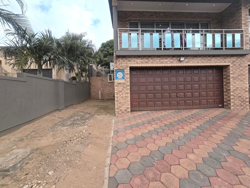 Well priced family haven with exceptional features - Photo 2