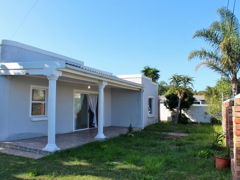 Three Bedroom With Flatlet, Home For Sale On East Bank, Port Alfred - Photo 3