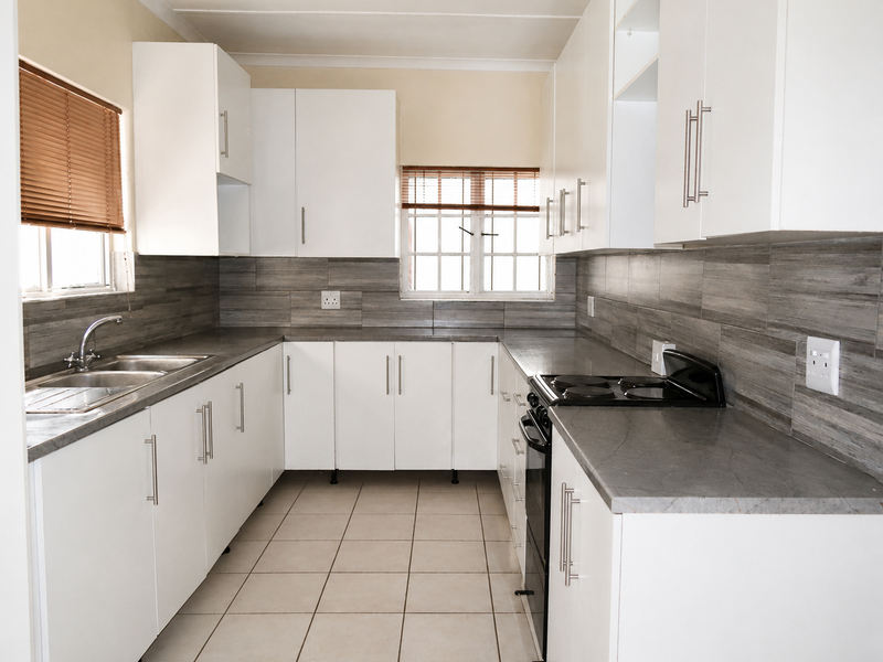 Three Bedroom With Flatlet, Home For Sale On East Bank, Port Alfred - Photo 7