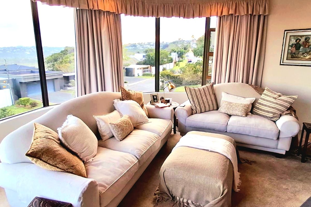 Coastal Luxury Living with Panoramic Sea Views and Exceptional Entertaining Spaces - Photo 5