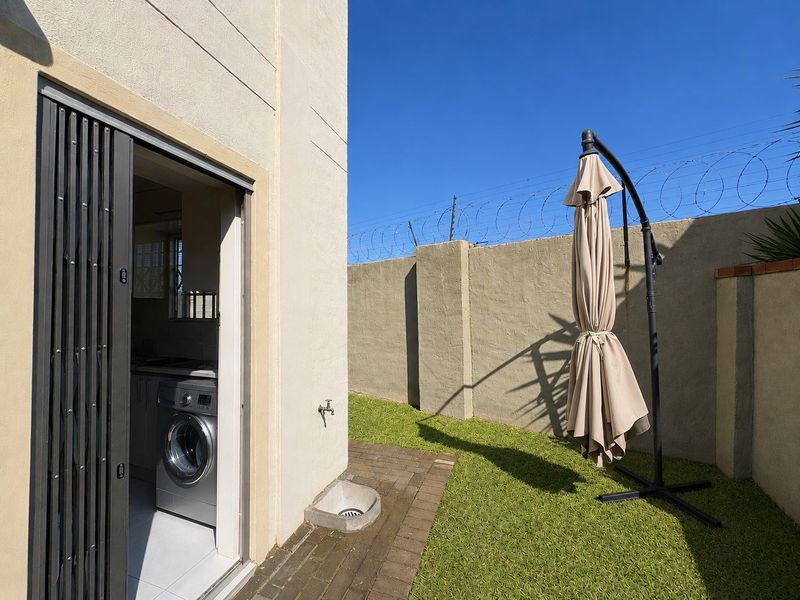 Modern Comfort Meets Effortless Living! - Photo 7