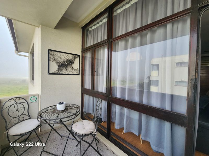 Don't Miss Out on This Coastal Luxury Gem! - Photo 10