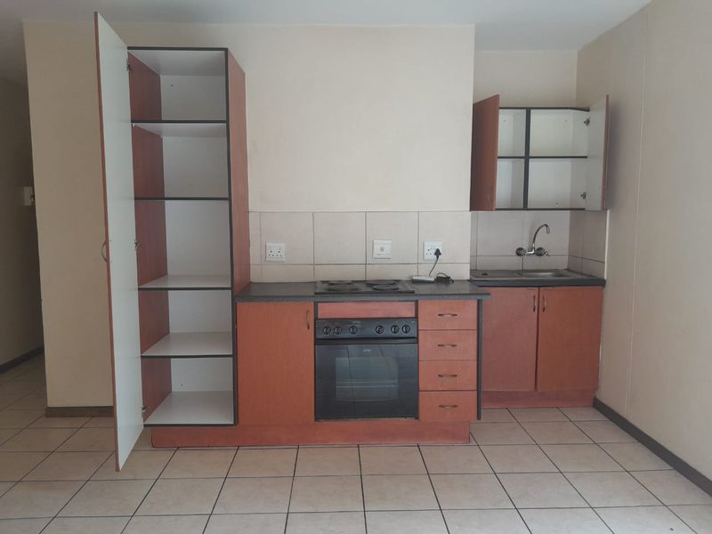 FLAT FOR SALE IN PLATINUM VIEW - Photo 8