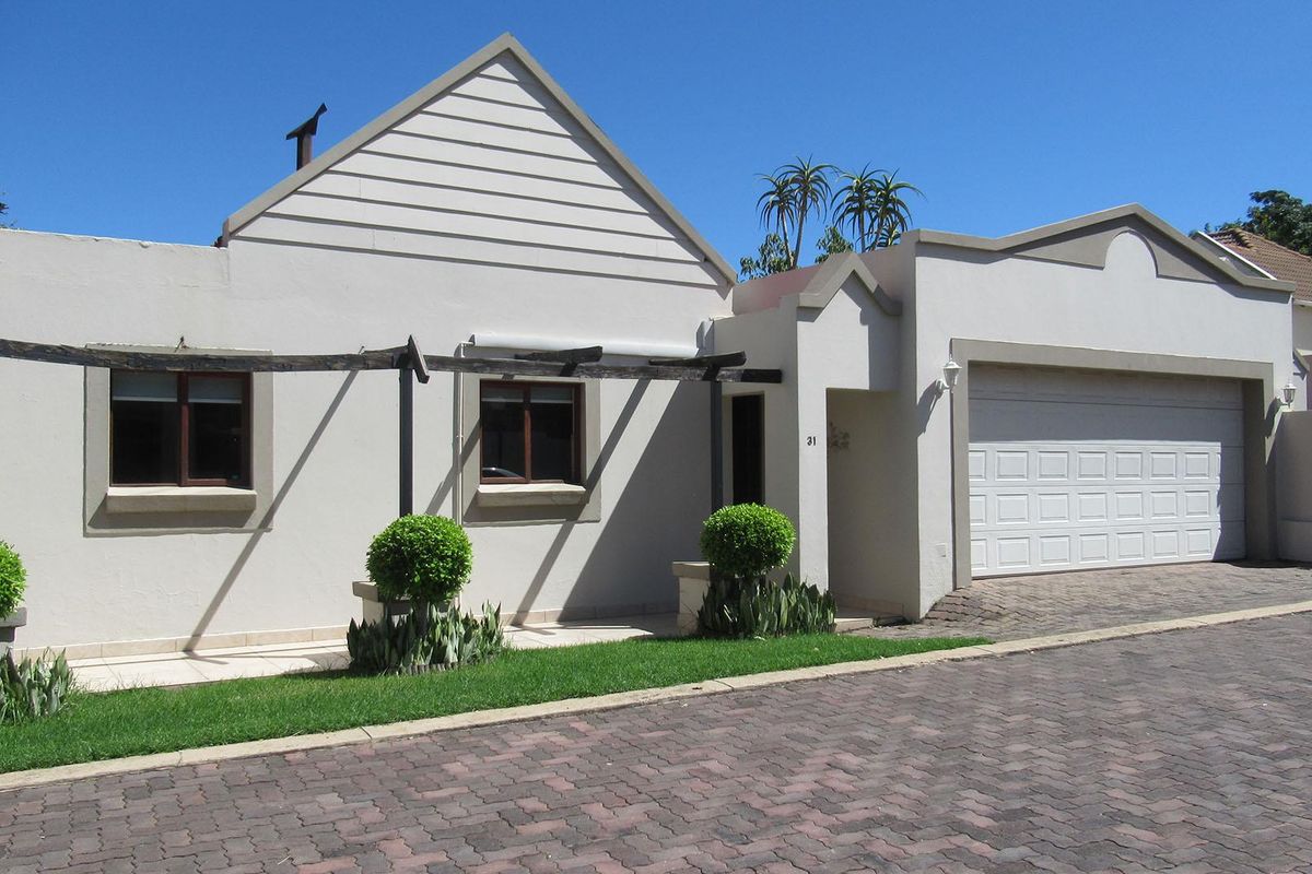 Modern 3-Bed, 3-Bath Unit for Sale in Witkoppen - Photo 2