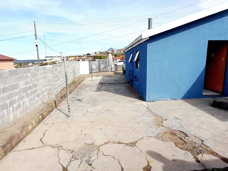 Home for sale in Mdantsane NU5 - Photo 3