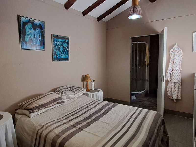 Cozy 1 Bedroom Cottage available Immediately In Roodekrans - Photo 9