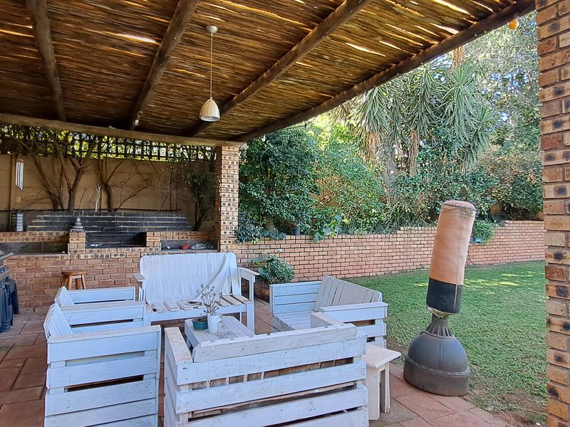 Cozy 1 Bedroom Cottage available Immediately In Roodekrans - Photo 6