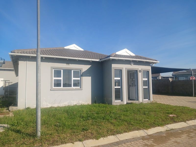 Newly Built Home for Sale in Avalon Gardens, Gonubie - Photo 1