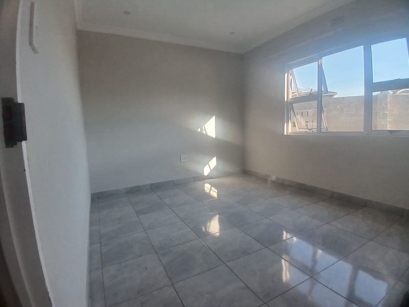 Newly Built Home for Sale in Avalon Gardens, Gonubie - Photo 9