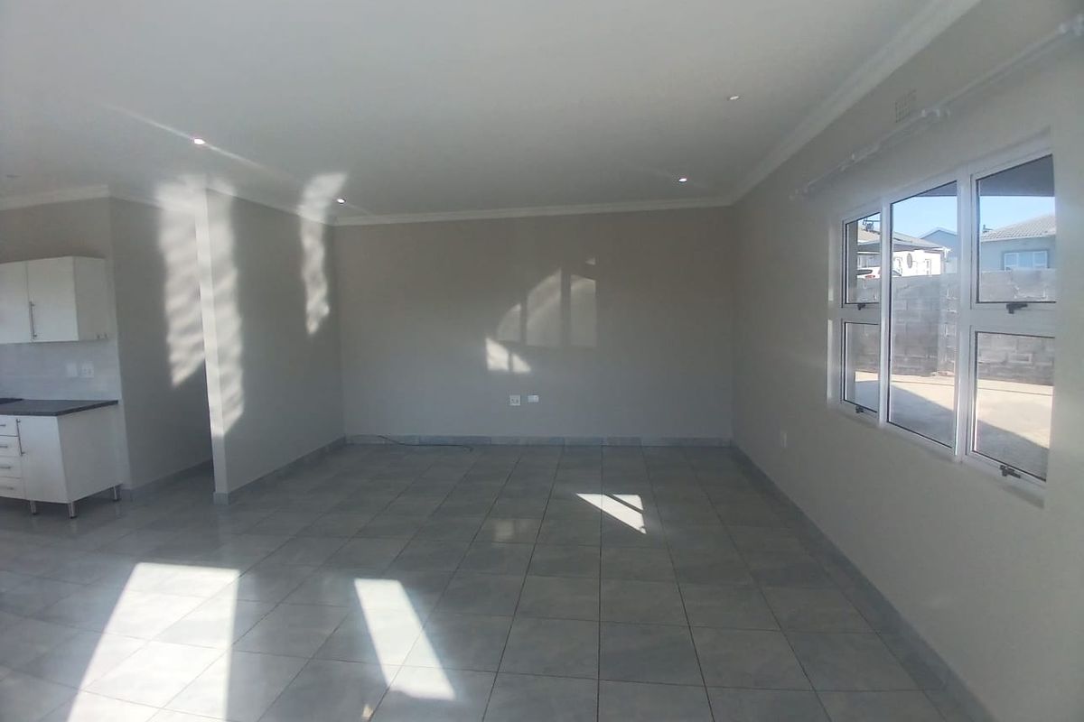Newly Built Home for Sale in Avalon Gardens, Gonubie - Photo 4