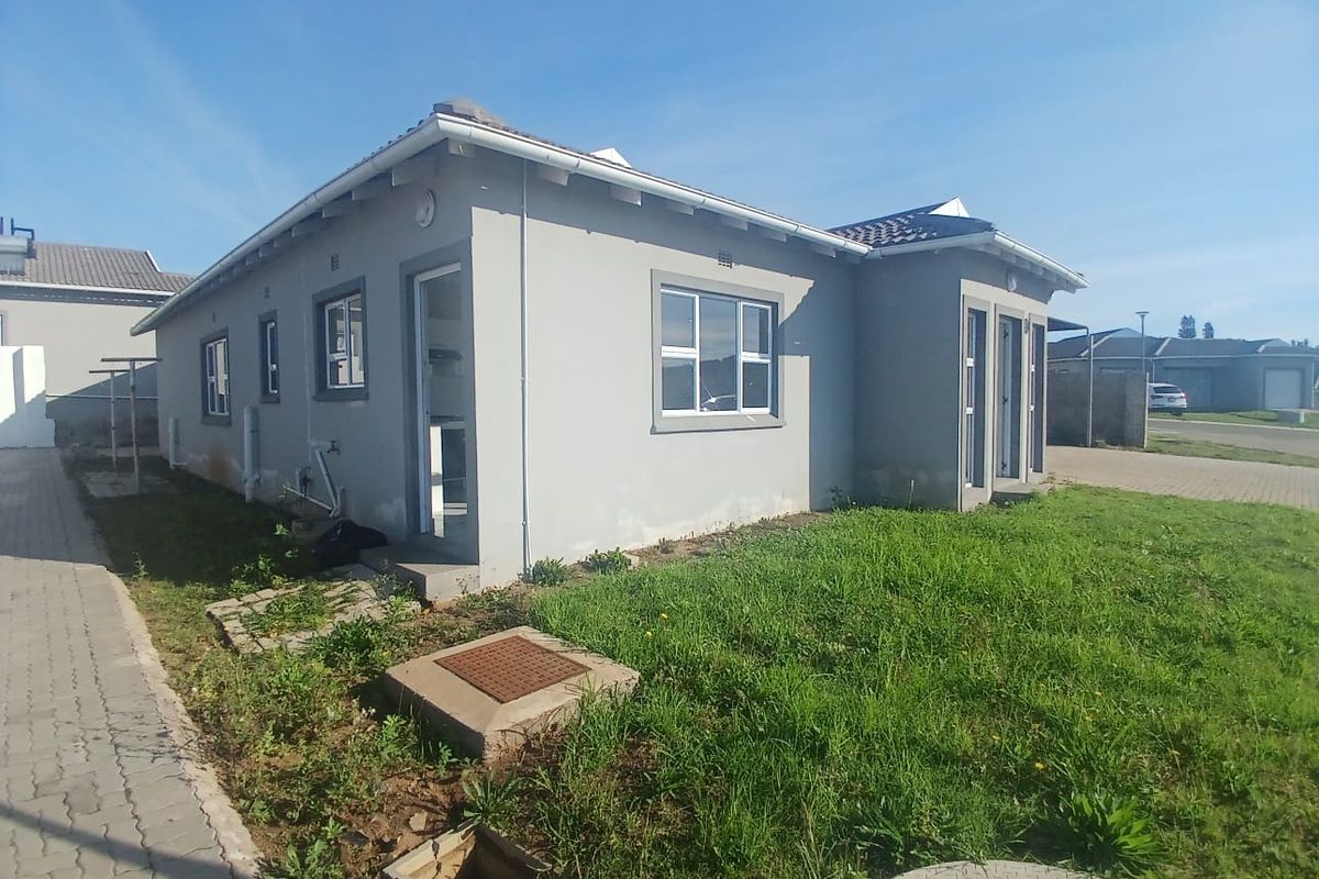 Newly Built Home for Sale in Avalon Gardens, Gonubie - Photo 2