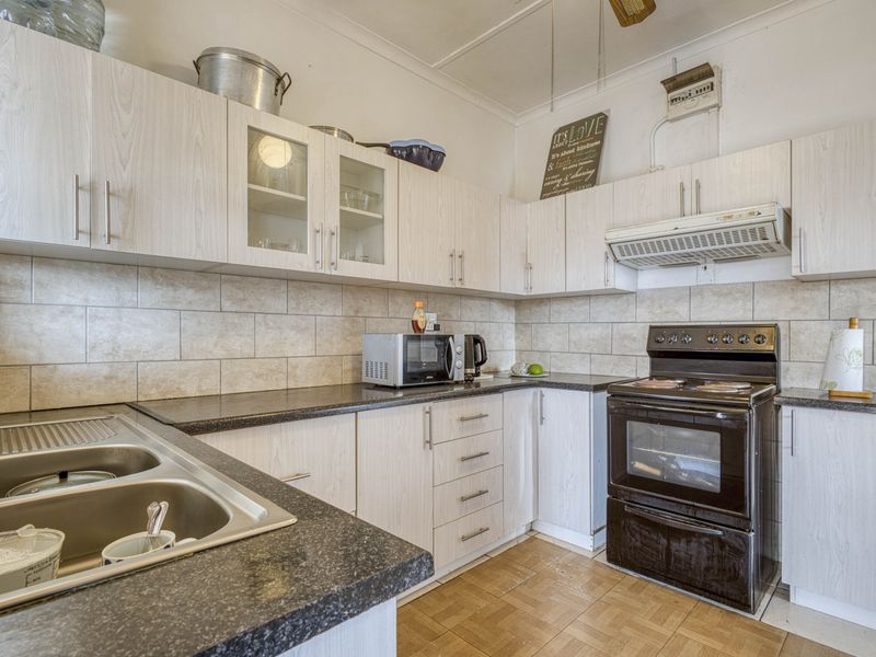 Charming and Well-Maintained Family Home with Income Potential - Photo 7