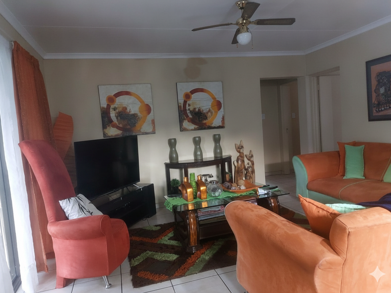 Spacious 3-Bedroom Family Home in Waterval East - Photo 6