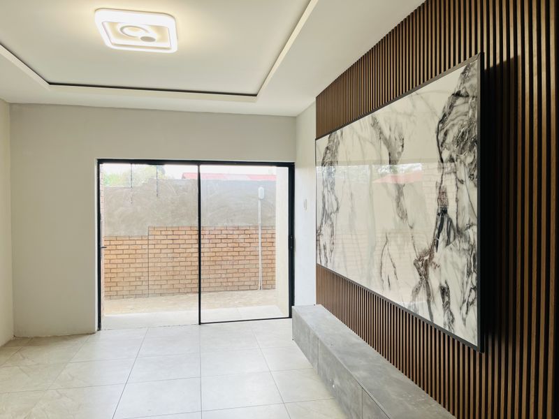 Compact and modern 2 bedroom apartment! - Photo 5