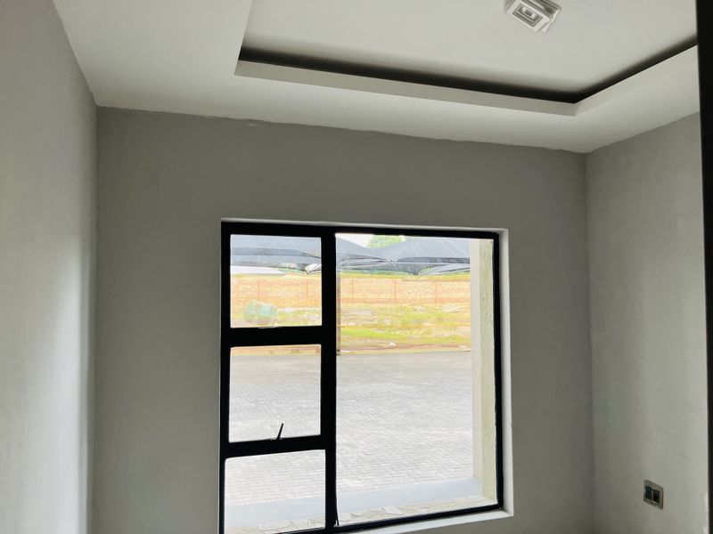 Compact and modern 2 bedroom apartment! - Photo 9