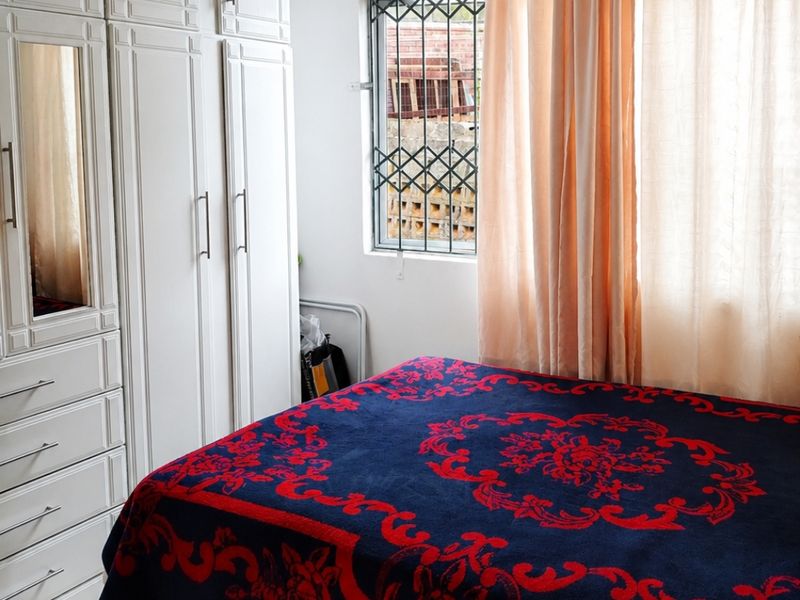 Spacious Family Home with Granny Cottage - Photo 7
