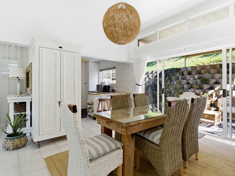 Pet friendly townhouse in Amanzimtoti - Photo 8