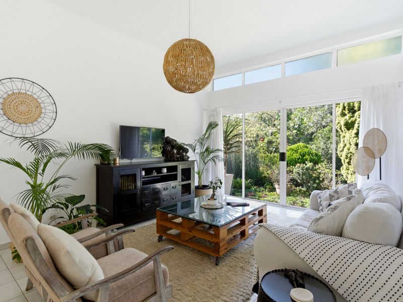 Pet friendly townhouse in Amanzimtoti - Photo 3