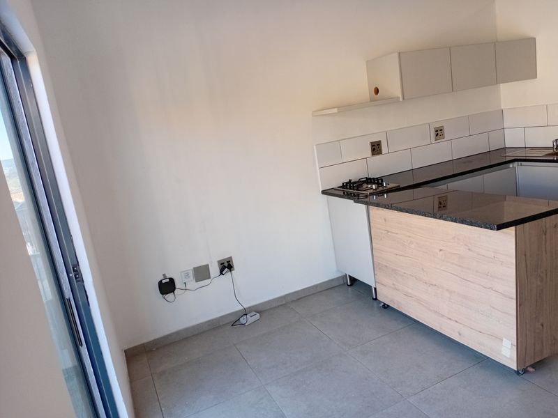 Spacious 1-Bedroom Apartment in Ferndale - Photo 6