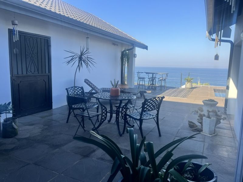 Every Day Feels Like a Holiday with Uninterrupted Sea Views - Photo 8