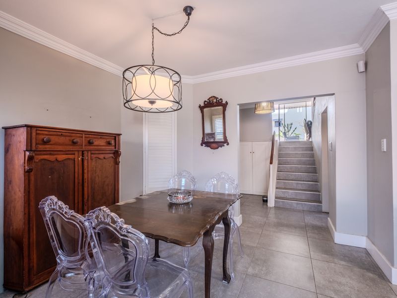 Stylish Coastal Triplex with Sea Views – Pet Friendly - Photo 10