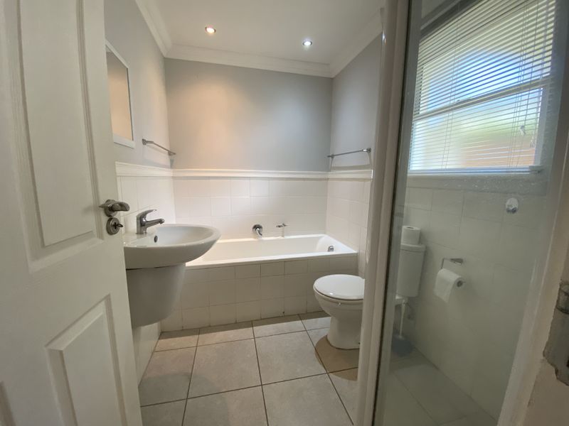 Garden Apartment - Photo 9