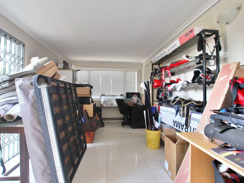 Prime Scottburgh South Property with Ocean Views - Photo 10