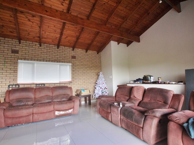 Prime Scottburgh South Property with Ocean Views - Photo 7