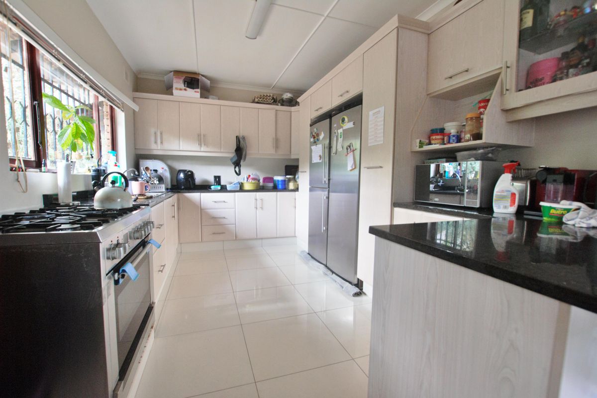 Prime Scottburgh South Property with Ocean Views - Photo 3