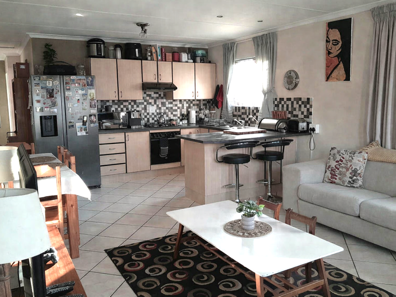 Ready to move in? - Photo 5
