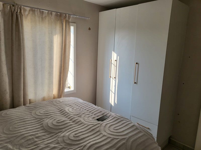FOR SALE – BEAUTIFUL 2-BEDROOM CLUSTER IN SOUTH HILLS - Photo 8